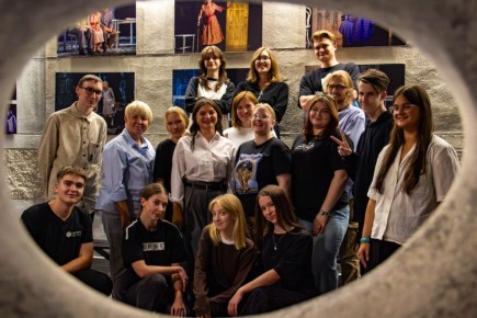 Новгородский театр «Малый» ищет волонтеров на зимний сезон