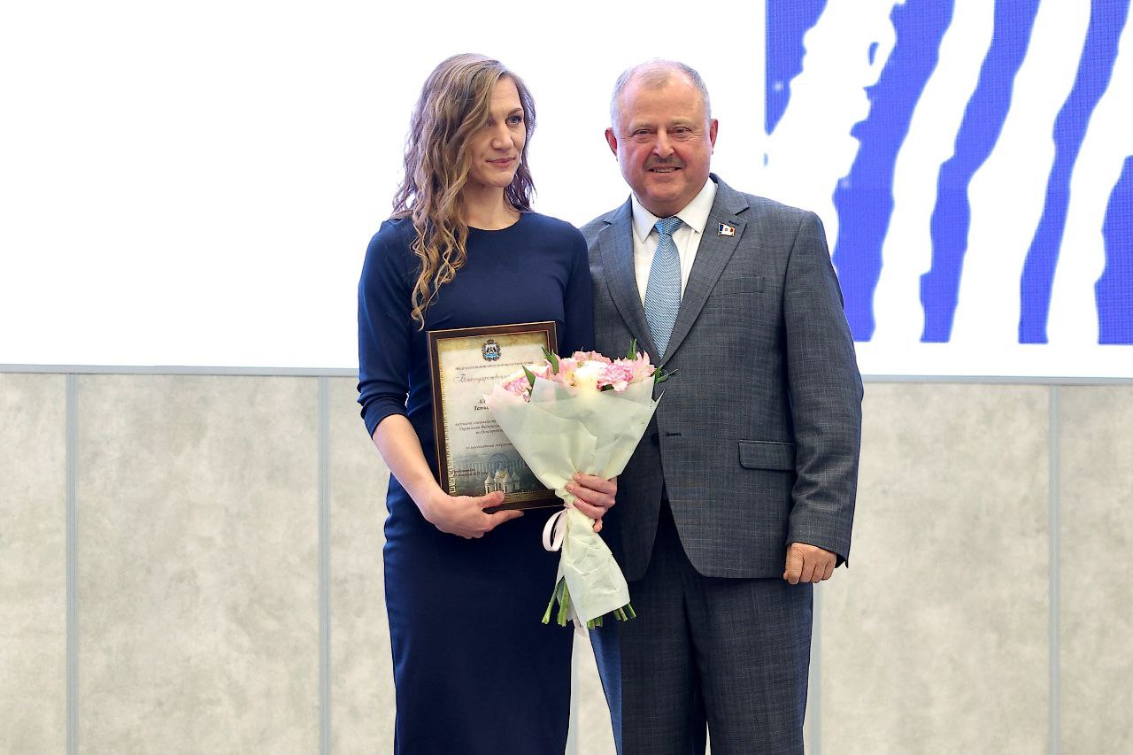 В Великом Новгороде прошло расширенное заседание коллегии УФНС по Новгородской области, посвященное 35-летию образования налоговых органов В Великом Новгороде прошло расширенное заседание коллегии УФНС по Новгородской области, посвященное 35-летию образования налоговых органов