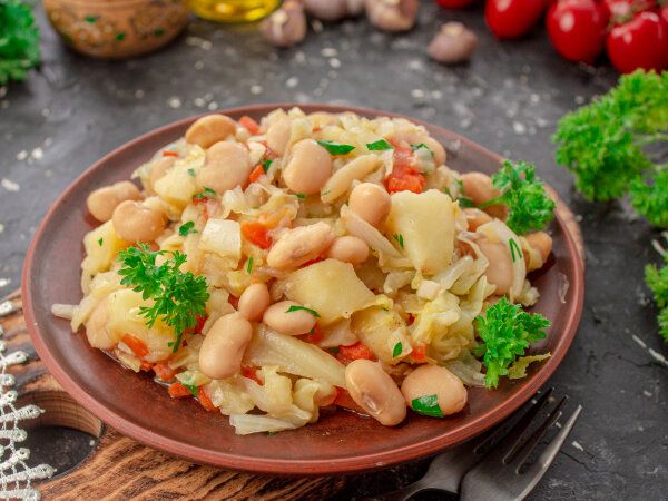 Способы приготовления тушеной капусты: создаем вкусный обед на каждый день