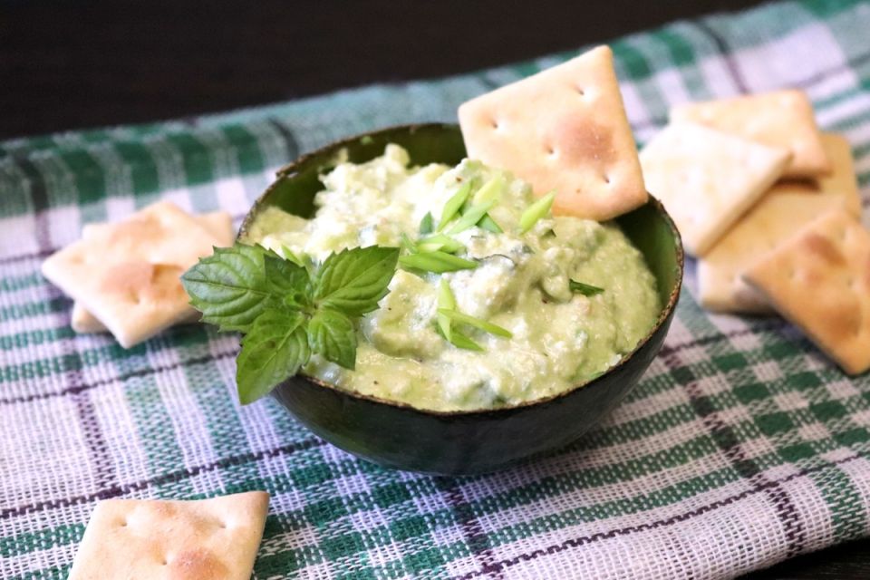 Легкость и свежесть: уникальная паста из авокадо для бутербродов