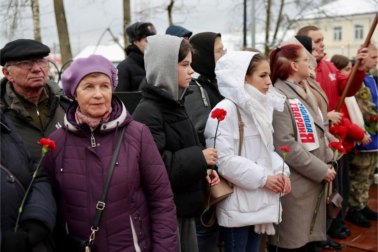 В Малой Вишере прошел митинг, посвящённый освобождению города от немецко-фашистских захватчиков В Малой Вишере прошел митинг, посвящённый освобождению города от немецко-фашистских захватчиков