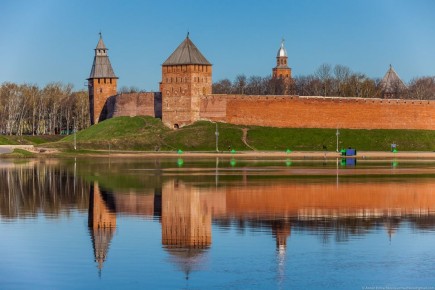 Новгородские полицейские спасли женщину от аферы с продажей автомобиля