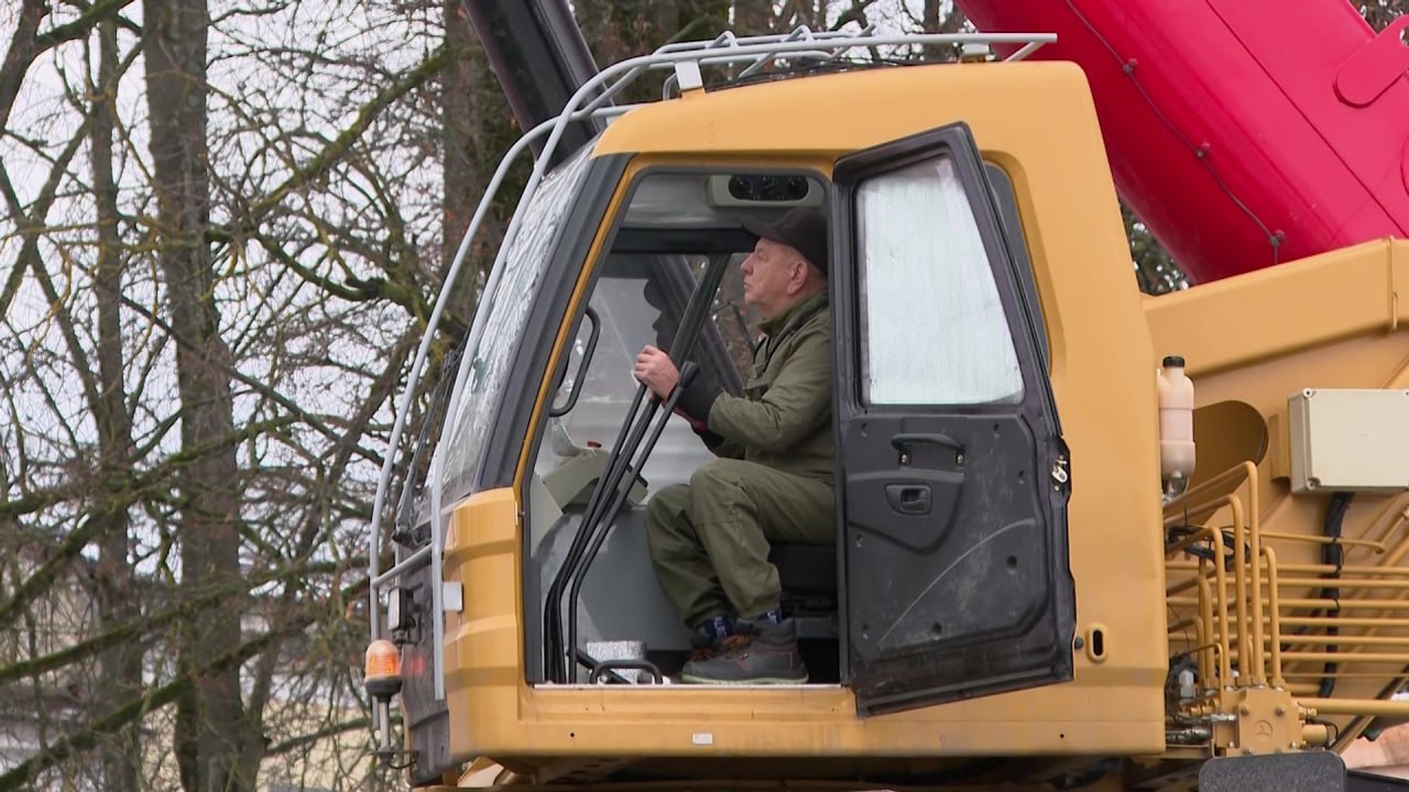 В Старой Руссе начался ремонт Живого моста