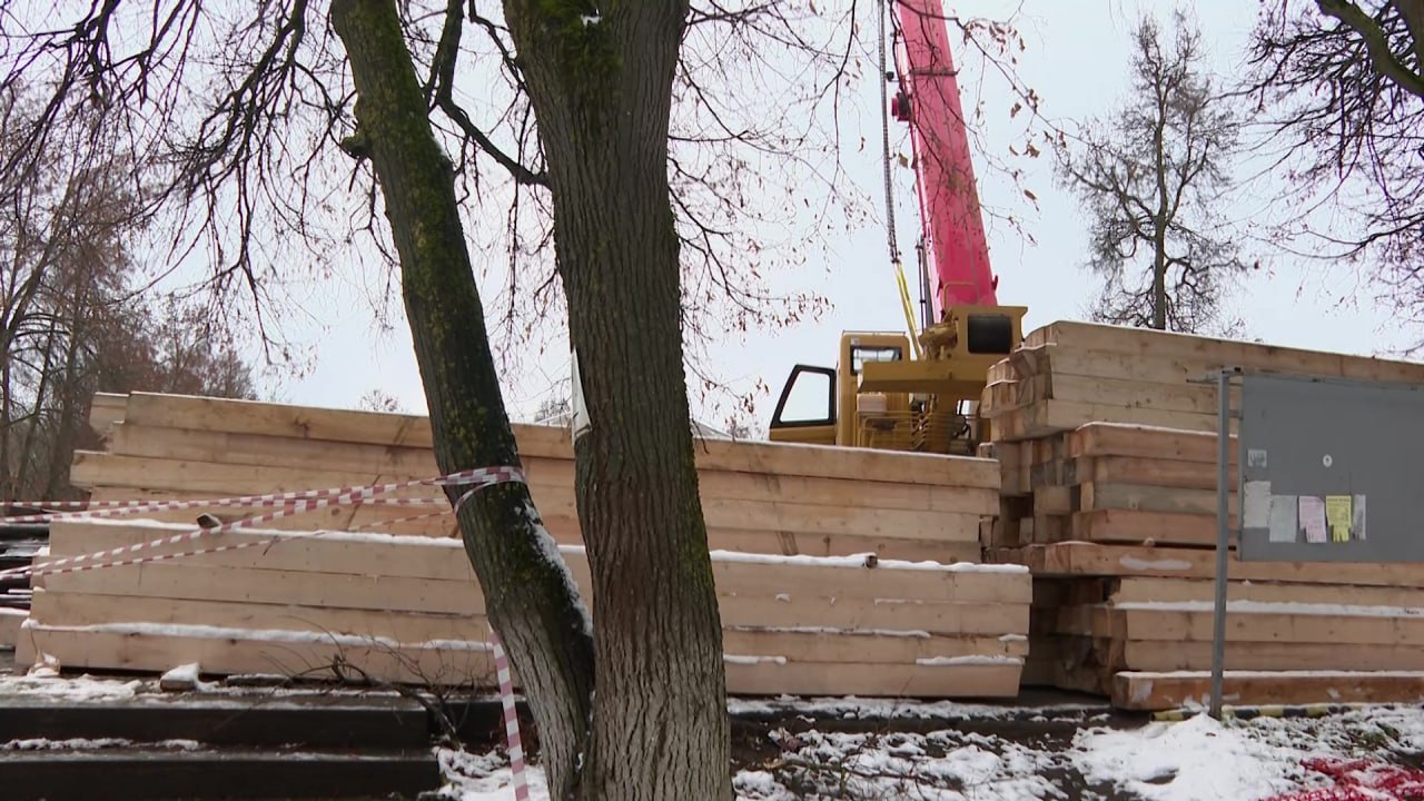 В Старой Руссе начался ремонт Живого моста В Старой Руссе начался ремонт Живого моста