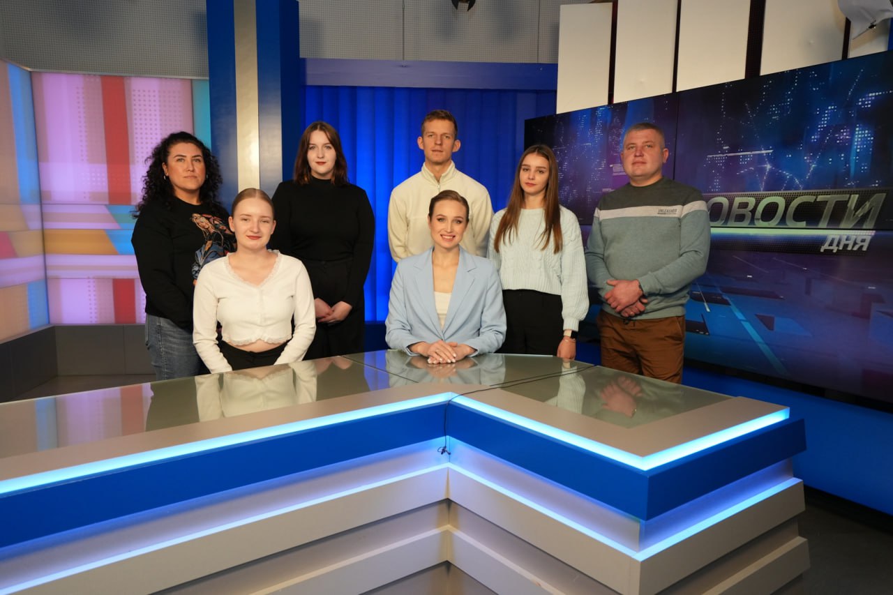 Авторы документального фильма «Добряки» наградили победителей акции Авторы документального фильма «Добряки» наградили победителей акции