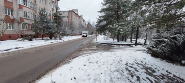 В Великом Новгороде убрали «водную преграду» на улице Пестовская