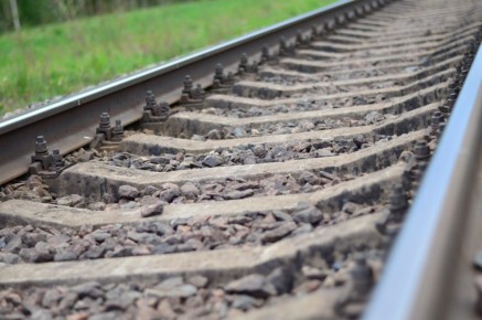 В Новгородской области отремонтировали девять железнодорожных переездов