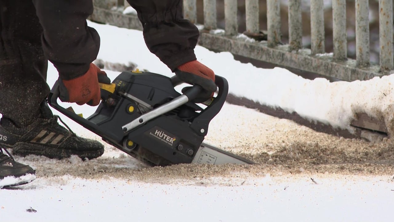 В Старой Руссе начался ремонт Живого моста В Старой Руссе начался ремонт Живого моста
