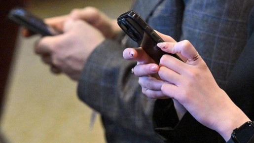 Госдума вводит строгие штрафы за авторизацию через иностранные сервисы