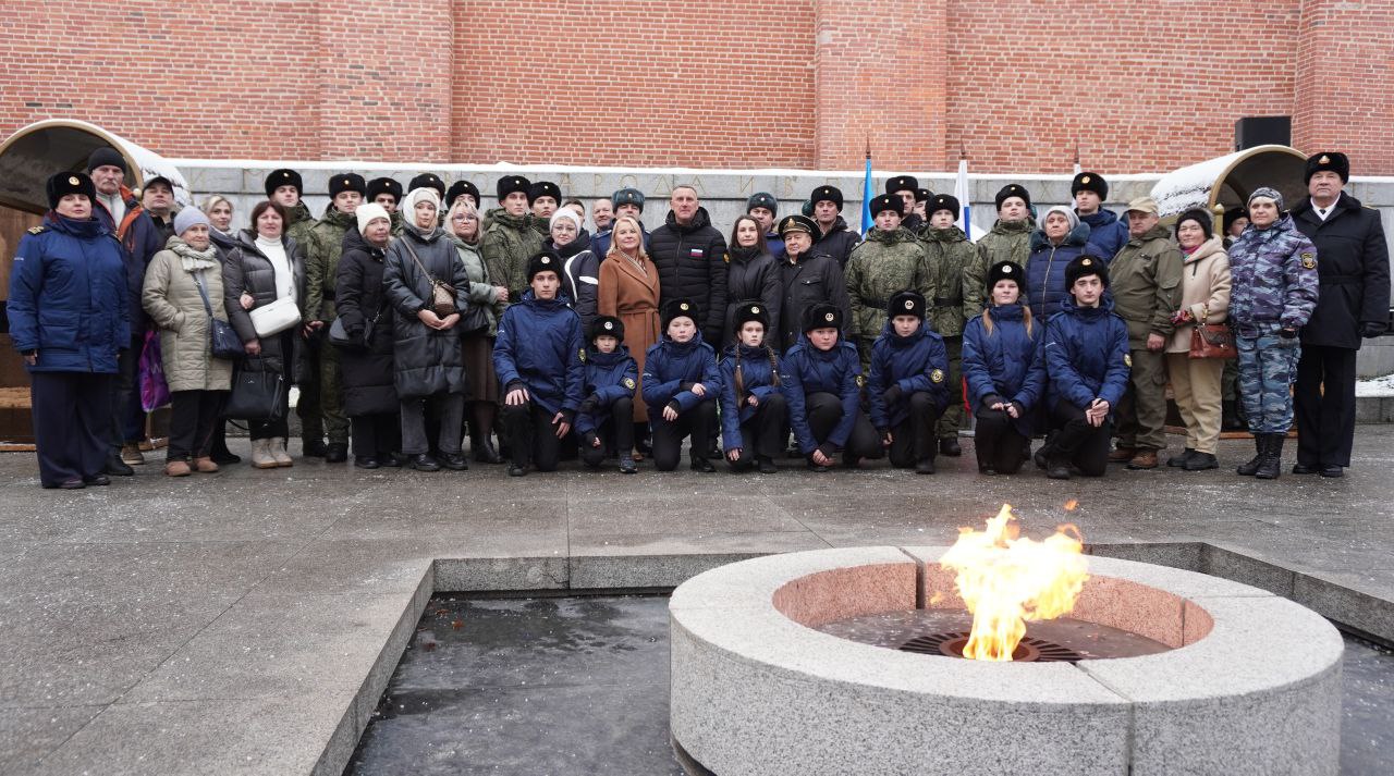 Александр Розбаум: Сегодня у Мемориального комплекса «Вечный Огонь Славы» в торжественной обстановке проводили ребят из Великого Новгорода и округов нашей области на службу в Военно-морской флот России Александр Розбаум: Сегодня у Мемориального комплекса «Вечный Огонь Славы» в торжественной обстановке проводили ребят из Великого Новгорода и округов нашей области на службу в Военно-морской флот России