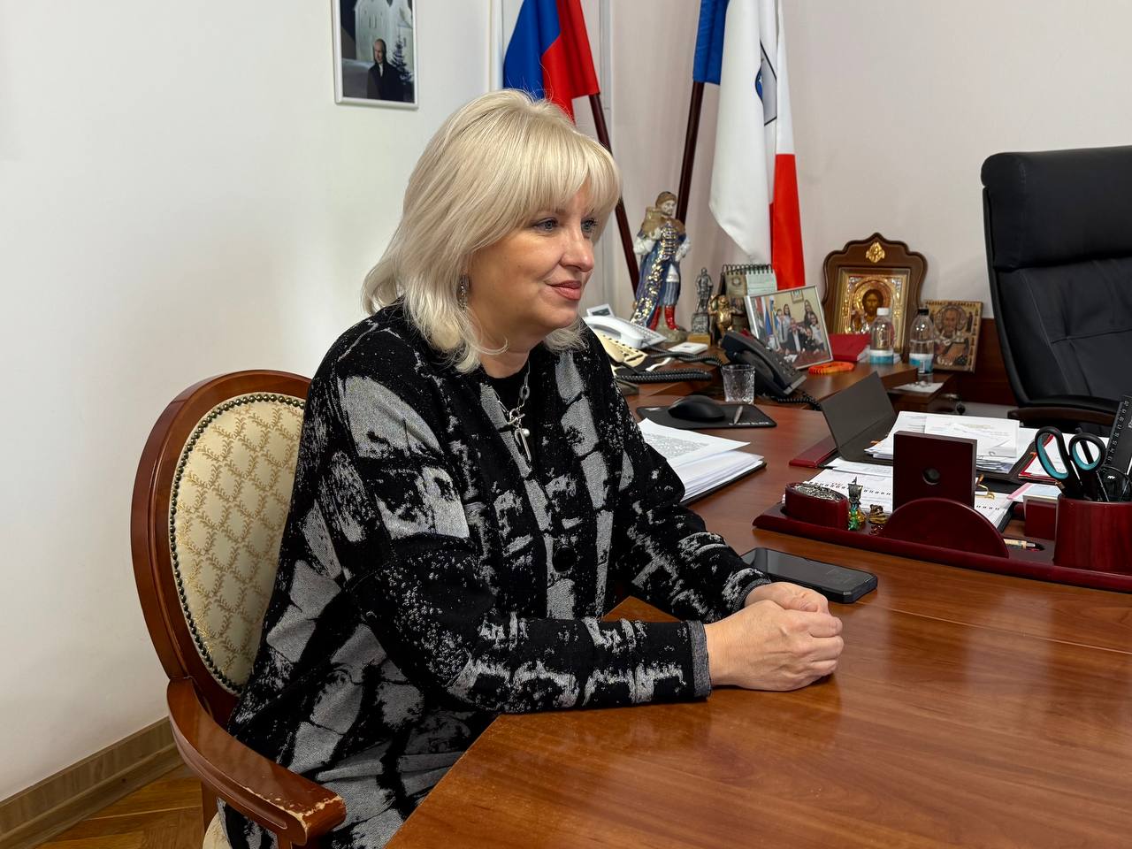 Председатель Новгородской областной Думы Юрий Бобрышев провёл встречу с депутатом Государственной Думы Еленой Цунаевой Председатель Новгородской областной Думы Юрий Бобрышев провёл встречу с депутатом Государственной Думы Еленой Цунаевой