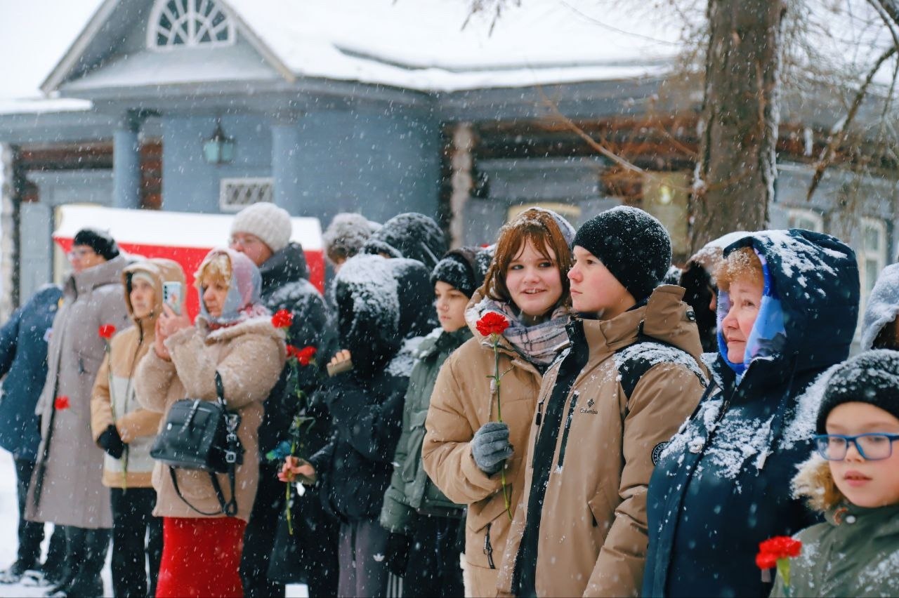 В Боровичском округе отметили 295 лет со дня рождения Александра Суворова