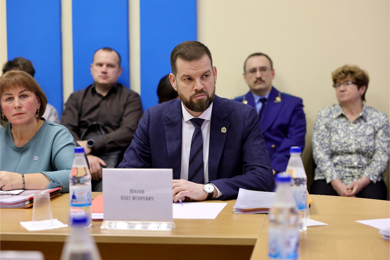 Конкурсная комиссия отобрала кандидатуры на пост главы Шимского округа Конкурсная комиссия отобрала кандидатуры на пост главы Шимского округа