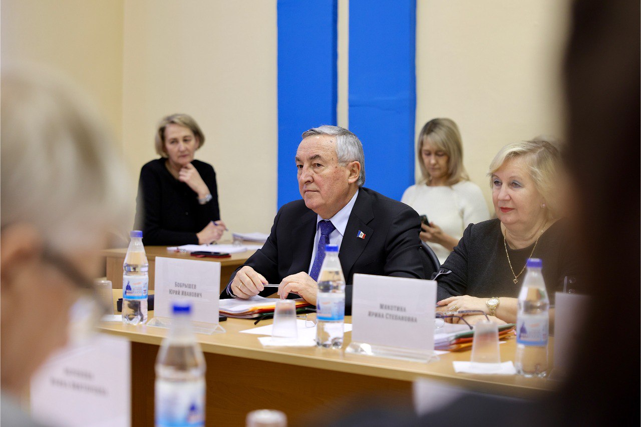 Конкурсная комиссия отобрала кандидатуры на пост главы Шимского округа Конкурсная комиссия отобрала кандидатуры на пост главы Шимского округа