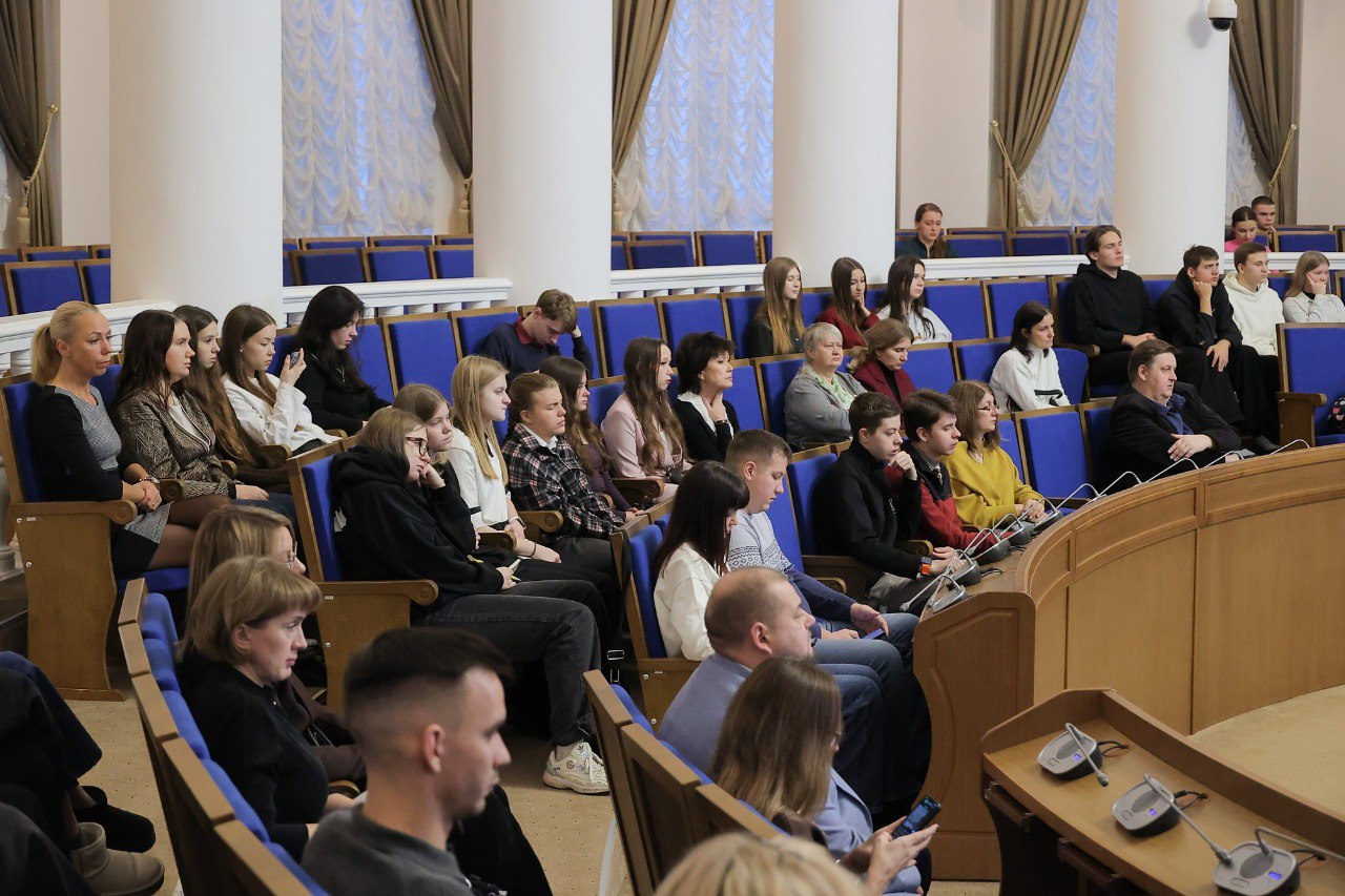 Депутаты регионального парламента приняли участие в заседании коллегии инспекции государственного жилищного надзора и лицензионного контроля Новгородской области Депутаты регионального парламента приняли участие в заседании коллегии инспекции государственного жилищного надзора и лицензионного контроля Новгородской области