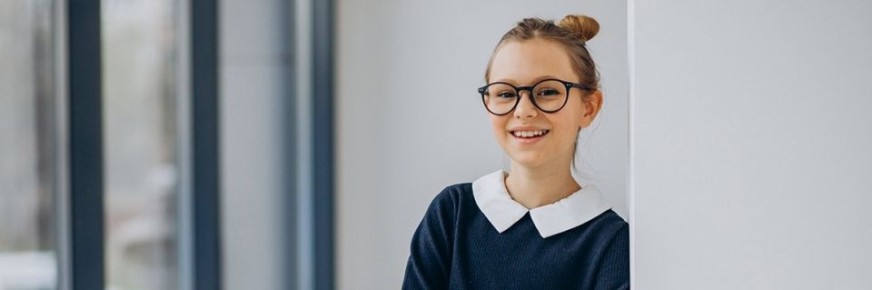 Гардероб будущего: что принес новый ГОСТ на школьную форму?