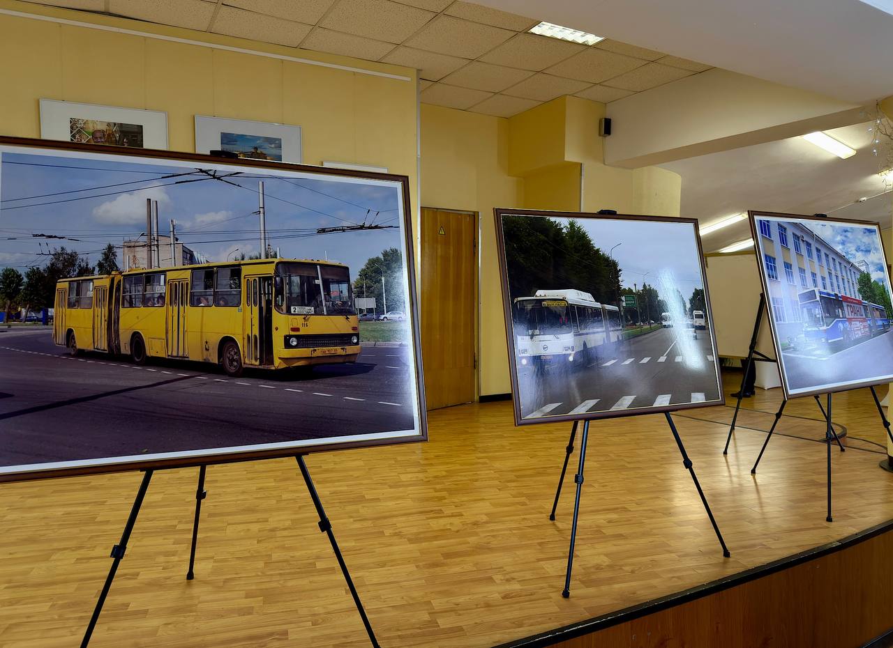 «Автобусный парк» Великого Новгорода отметил 70-летний юбилей «Автобусный парк» Великого Новгорода отметил 70-летний юбилей