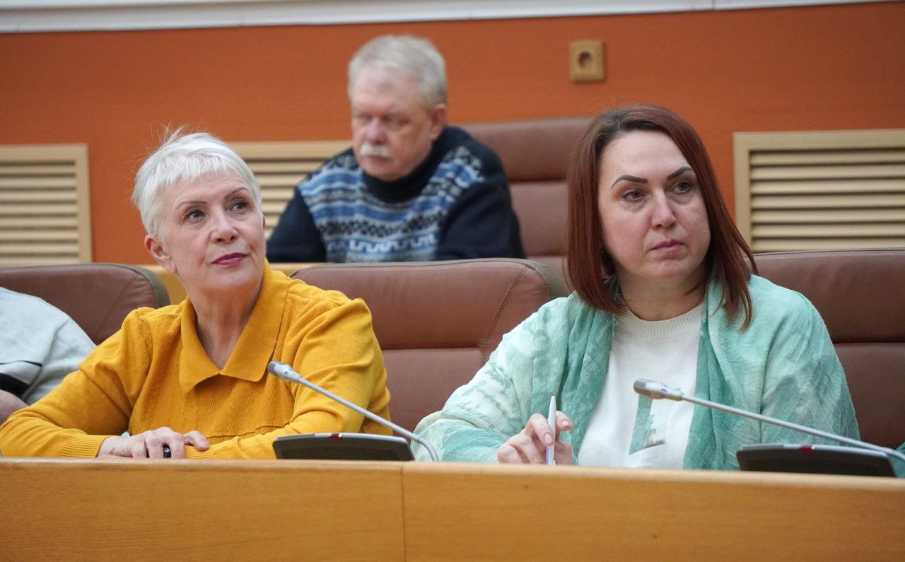 Александр Розбаум: Дорогие Земляки!. Сегодня вечером в большом зале Администрации Великого Новгорода прошло расширенное заседание Совета по развитию территориального общественного самоуправления в нашем городе Александр Розбаум: Дорогие Земляки!. Сегодня вечером в большом зале Администрации Великого Новгорода прошло расширенное заседание Совета по развитию территориального общественного самоуправления в нашем городе