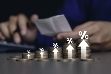 Как пенсионерка оказалась в долговой ловушке из-за банковских страховок