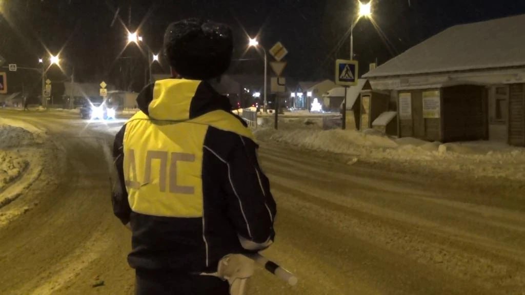 В Великом Новгороде сотрудники ДПС остановили нетрезвого водителя-рецидивиста