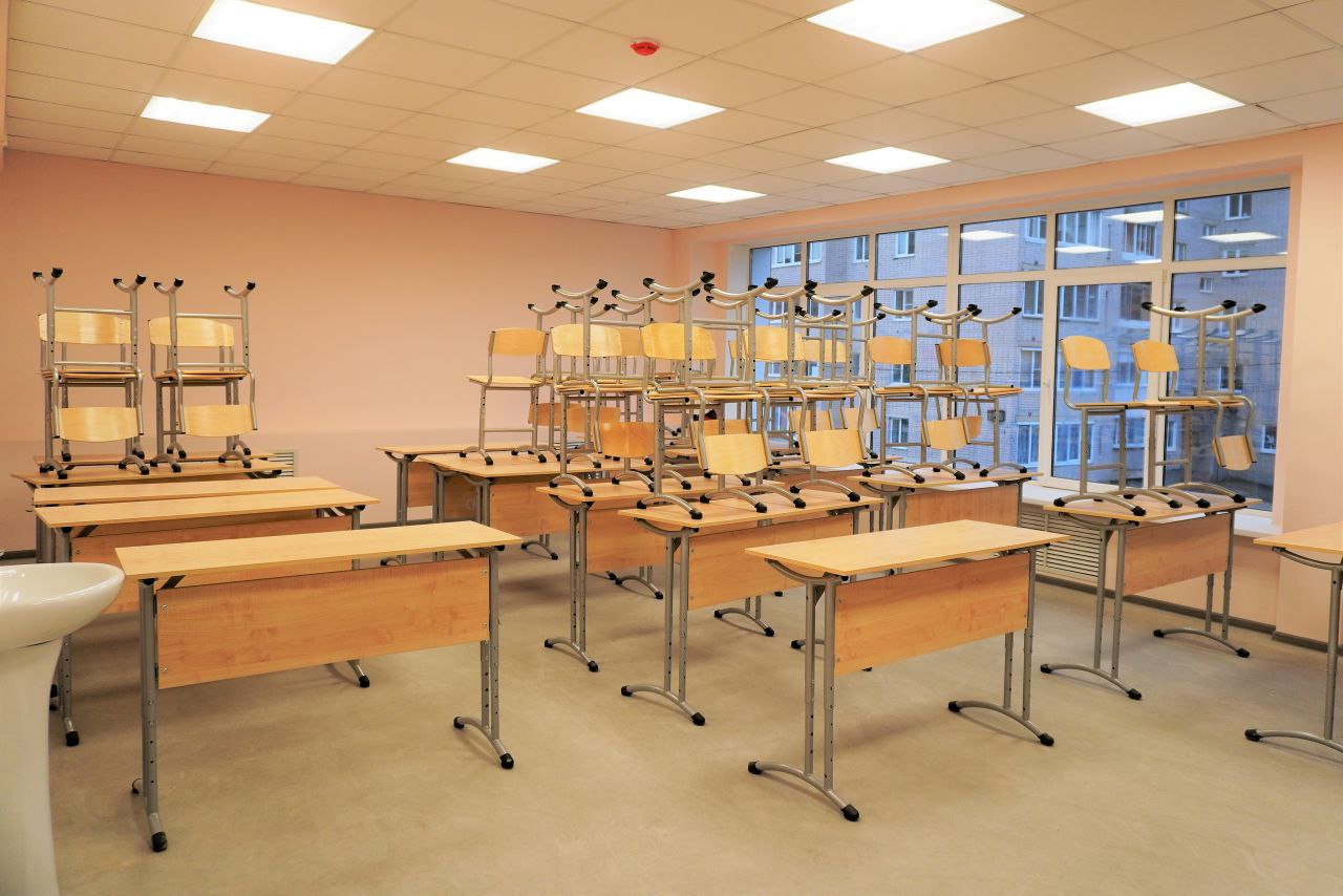 Александр Розбаум: Уважаемые Новгородцы!. Вопрос окончания капитального ремонта школы № 31 находится на особом контроле у Губернатора области Александра Валентиновича Дронова и на моём личном контроле По контракту, подрядчик... Александр Розбаум: Уважаемые Новгородцы!. Вопрос окончания капитального ремонта школы № 31 находится на особом контроле у Губернатора области Александра Валентиновича Дронова и на моём личном контроле По контракту, подрядчик...