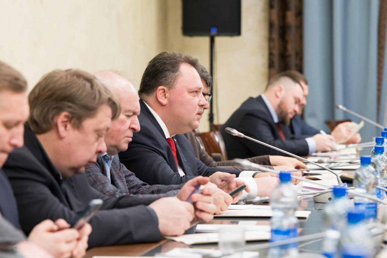 Представлено пособие по усилению контроля за розничной торговлей подакцизными товарами Представлено пособие по усилению контроля за розничной торговлей подакцизными товарами