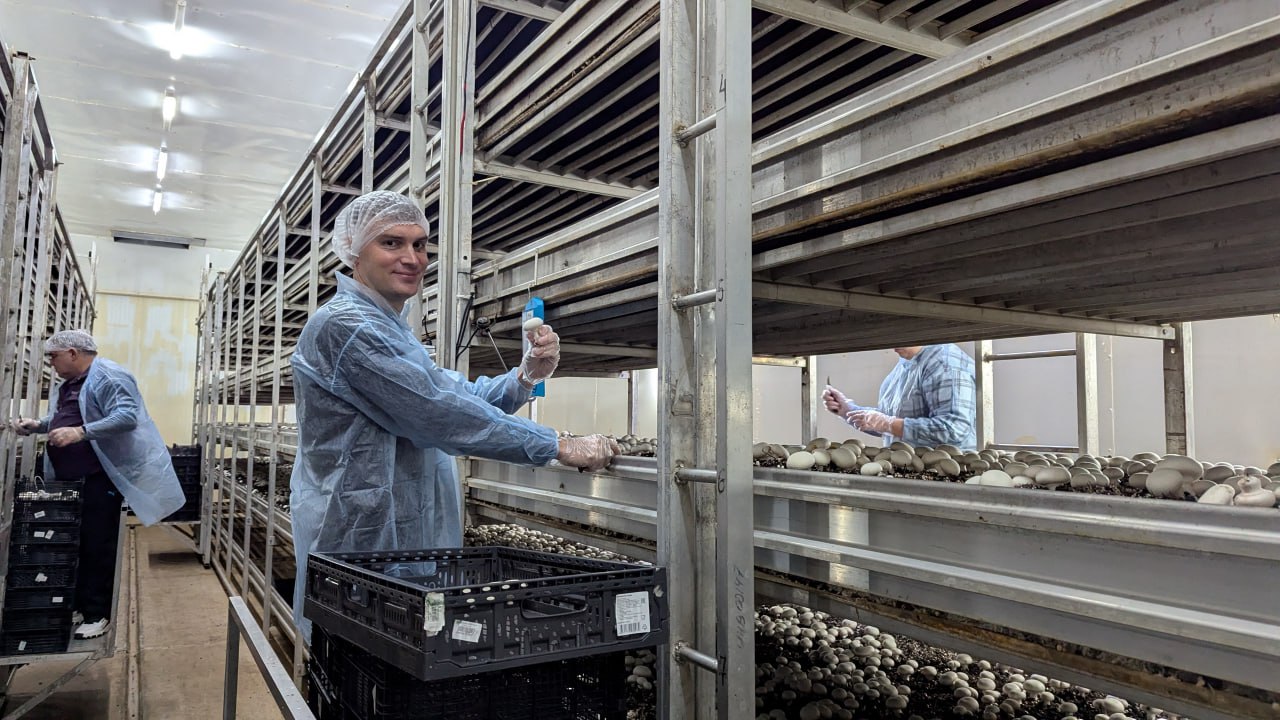 Новгородские парламентарии помогают жителям Запорожья Новгородские парламентарии помогают жителям Запорожья