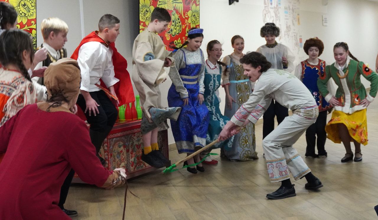 Александр Розбаум: Уважаемые Новгородцы!. В гимназии № 4 открылся новый игровой центр «Былинная тропа» Александр Розбаум: Уважаемые Новгородцы!. В гимназии № 4 открылся новый игровой центр «Былинная тропа»