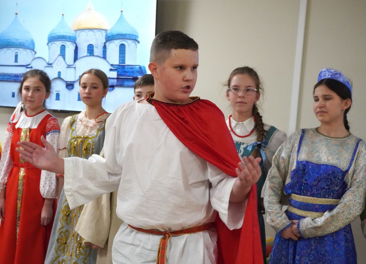 Александр Розбаум: Уважаемые Новгородцы!. В гимназии № 4 открылся новый игровой центр «Былинная тропа» Александр Розбаум: Уважаемые Новгородцы!. В гимназии № 4 открылся новый игровой центр «Былинная тропа»