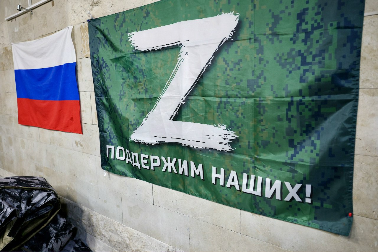 В преддверии Дня добровольца депутаты поблагодарили волонтёров новгородского движения «Золотые руки ангела» В преддверии Дня добровольца депутаты поблагодарили волонтёров новгородского движения «Золотые руки ангела»