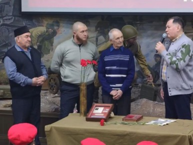 Родных погибшего в Парфинском округе красноармейца нашли в Башкортостане