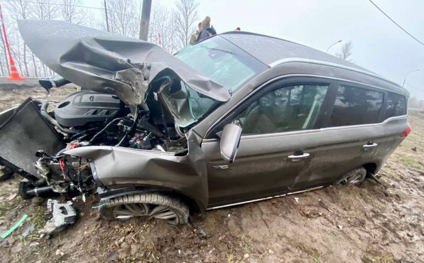 Три человека получили травмы в результате ДТП в Новгородской области