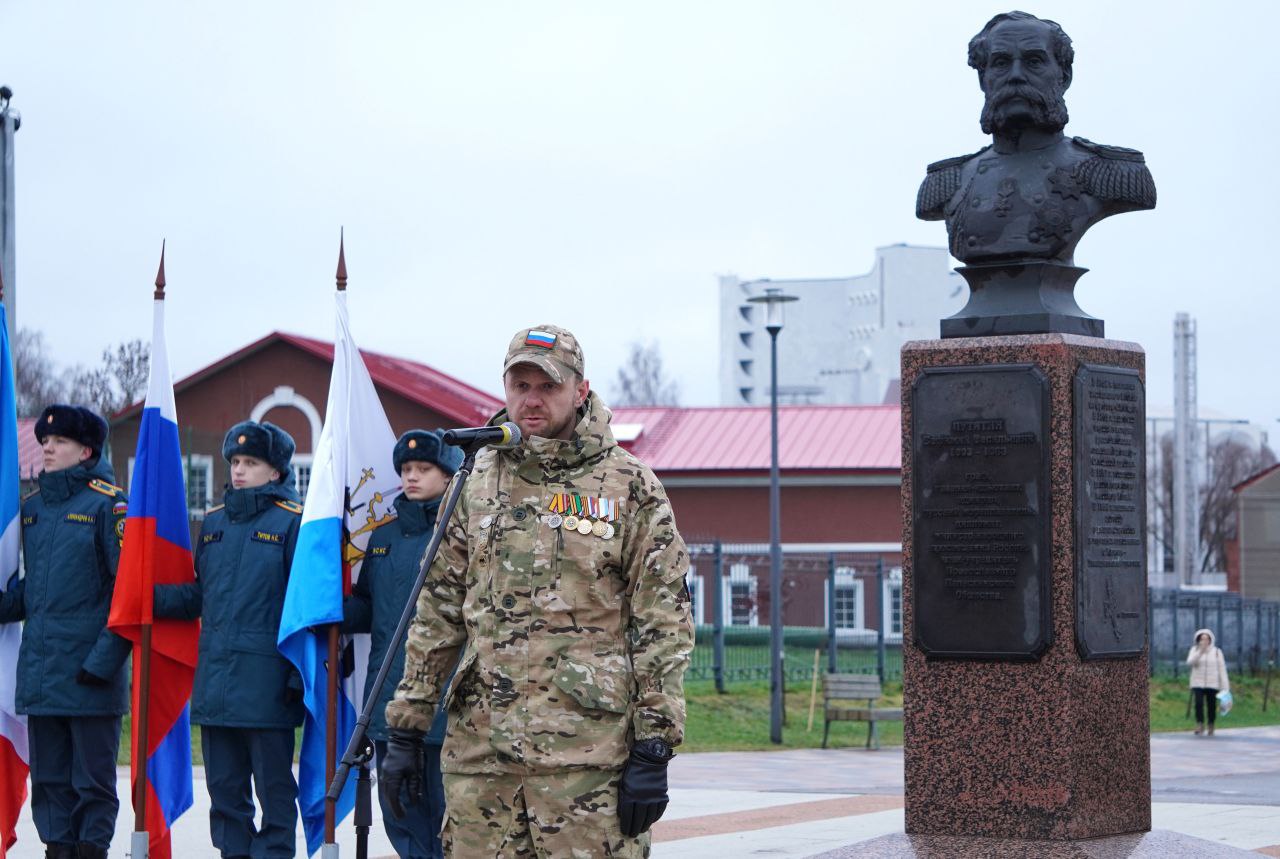 Александр Розбаум: Сегодня 9 декабря – День Героев Отечества Александр Розбаум: Сегодня 9 декабря – День Героев Отечества
