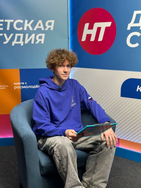 В «Детской студии» – Павел Макаров, активист Движения Первых из Крестецкого округа