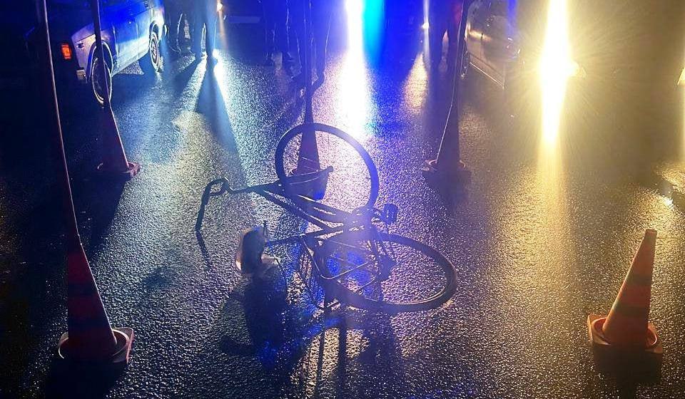 В Великом Новгороде девушка на иномарке сбила пешехода на парковке В Великом Новгороде девушка на иномарке сбила пешехода на парковке