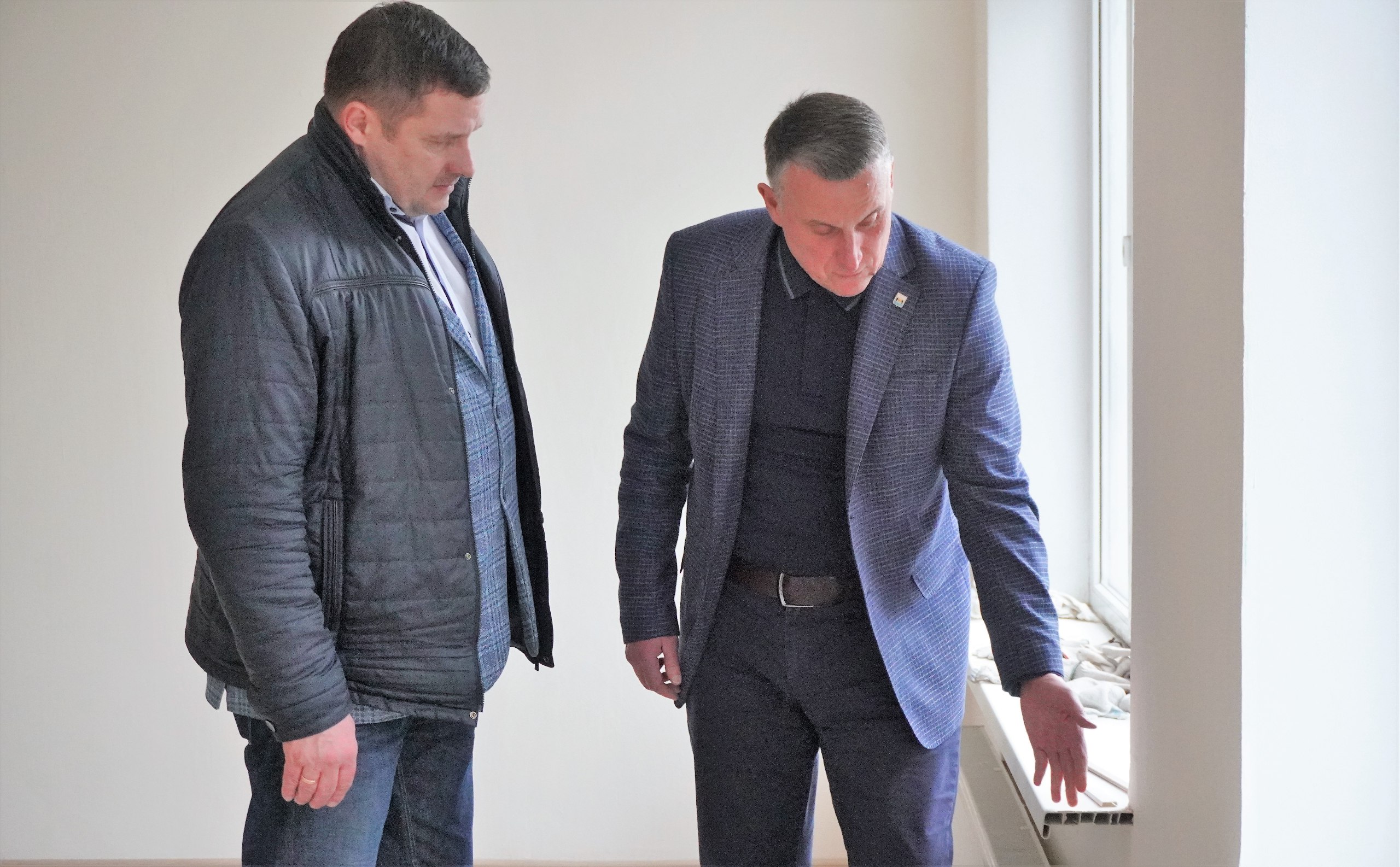 Мэр города Александр Розбаум посетил школу № 33, где завершился капитальный ремонт Мэр города Александр Розбаум посетил школу № 33, где завершился капитальный ремонт