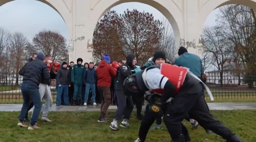 В программе «Жизнь своих» на Первом канале расскажут истории новгородцев