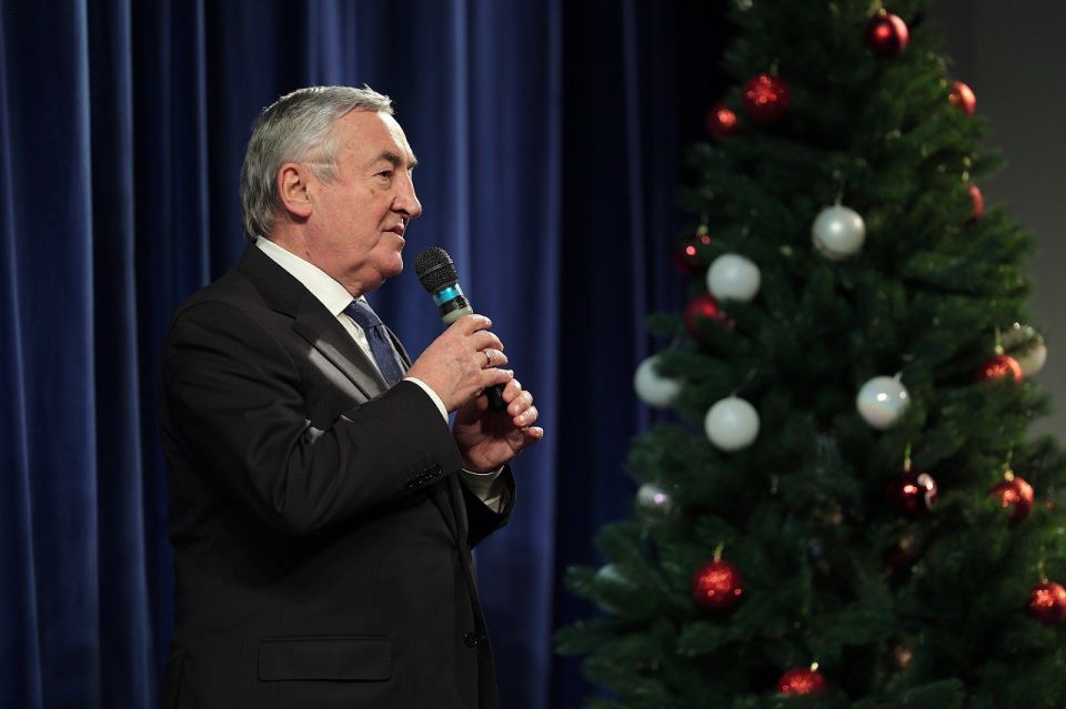 � ������������ ������� �������� �������������� ����