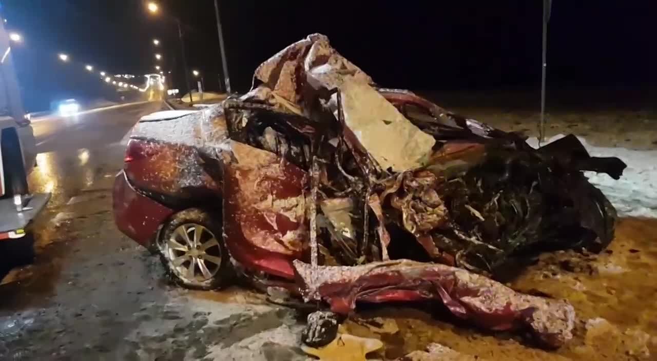 Видеокадры с места автоаварии в Валдайском округе