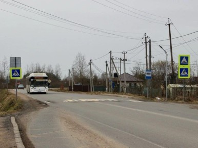 На Юрьевском шоссе у Новгородского музея-заповедника временно отключили фонари