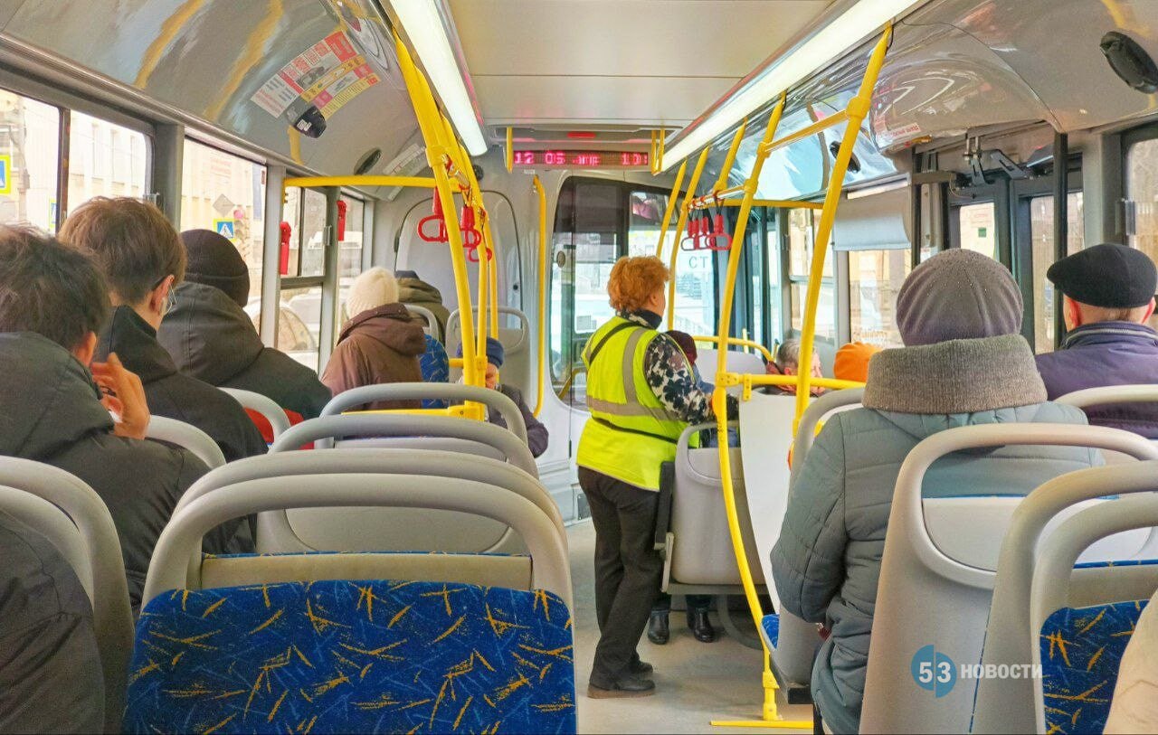 В праздничные дни в Великом Новгороде изменится движение автобусов