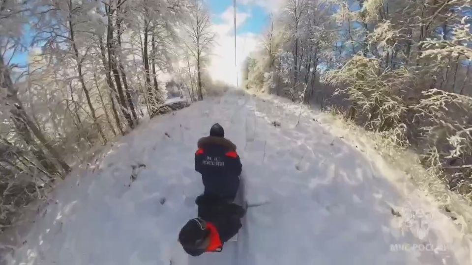 ����� 300 ������� � 100 ������ ������� ������������� � �������������� ���������������� � ������������ �������