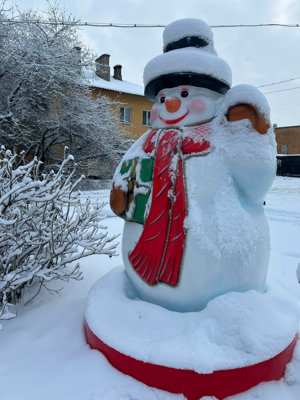 9 января по сказочному календарю отмечают День рождения Снеговика