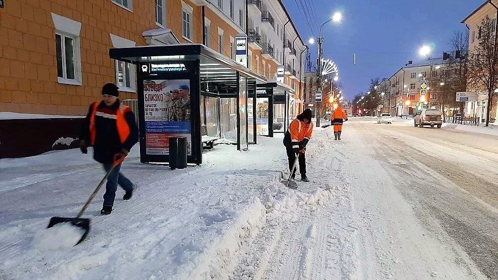 Александр Розбаум: Уважаемые Новгородцы!. Снегопад продолжается МКУ «Городское хозяйство», МАУ «Парки Великого Новгорода» и подрядная организация «Солид» в круглосуточном режиме ведут работы по уборке города С утра проехал... Александр Розбаум: Уважаемые Новгородцы!. Снегопад продолжается МКУ «Городское хозяйство», МАУ «Парки Великого Новгорода» и подрядная организация «Солид» в круглосуточном режиме ведут работы по уборке города С утра проехал...