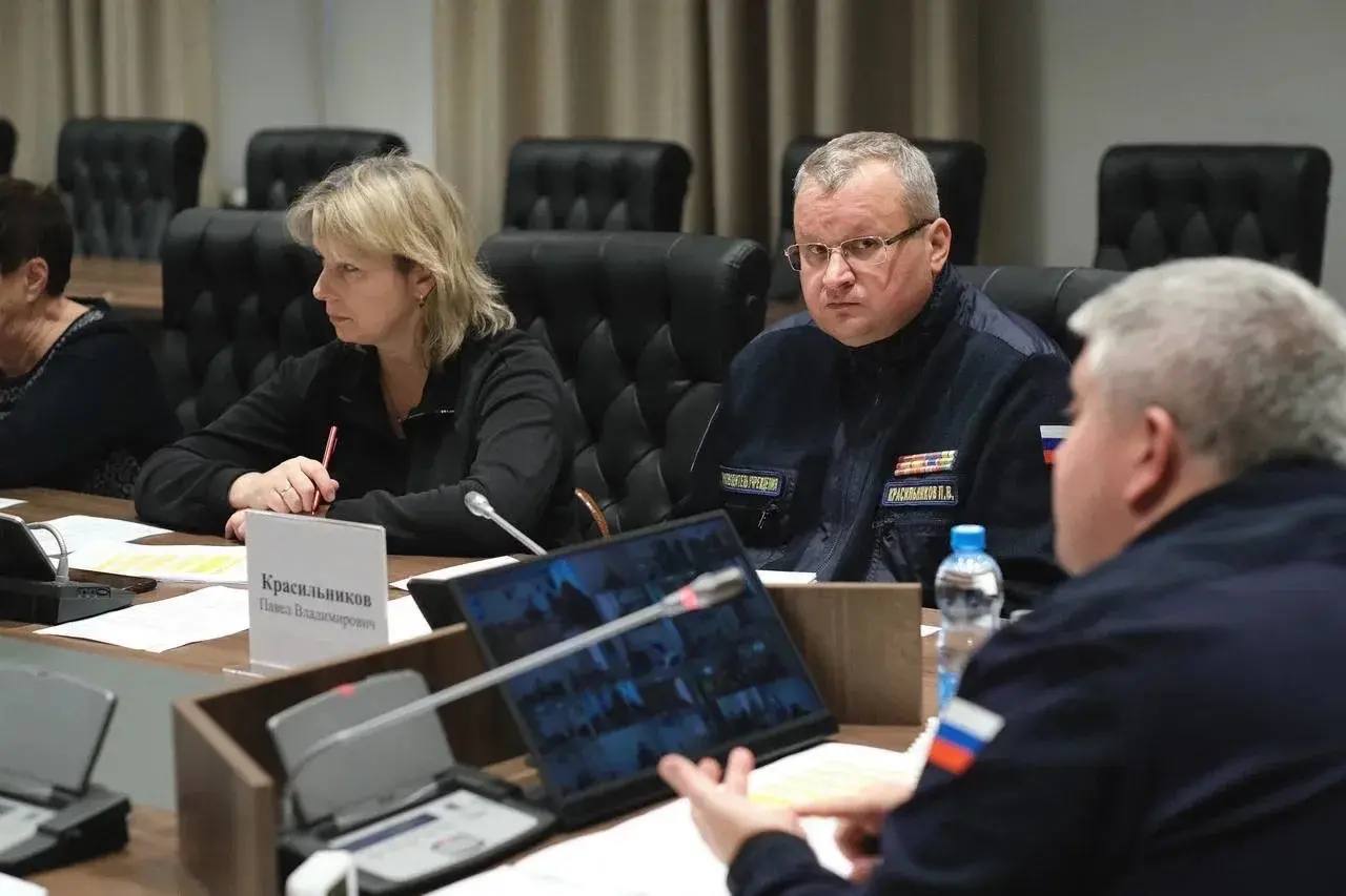 Александр Дронов: В Валдайском, Демянском и Крестецком округах сохраняется режим чрезвычайной ситуации Александр Дронов: В Валдайском, Демянском и Крестецком округах сохраняется режим чрезвычайной ситуации