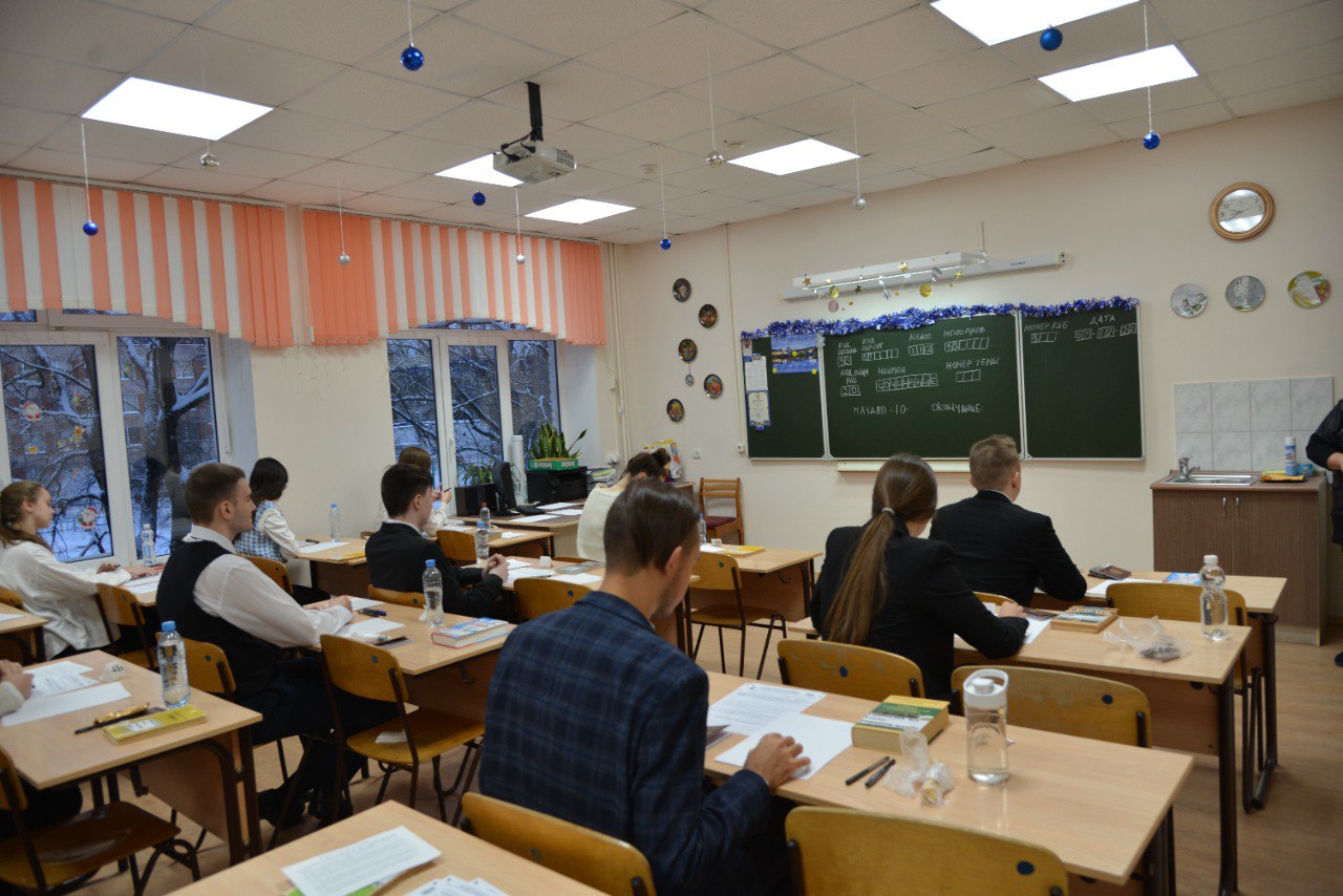 В феврале новгородские выпускники смогут пересдать итоговое сочинение