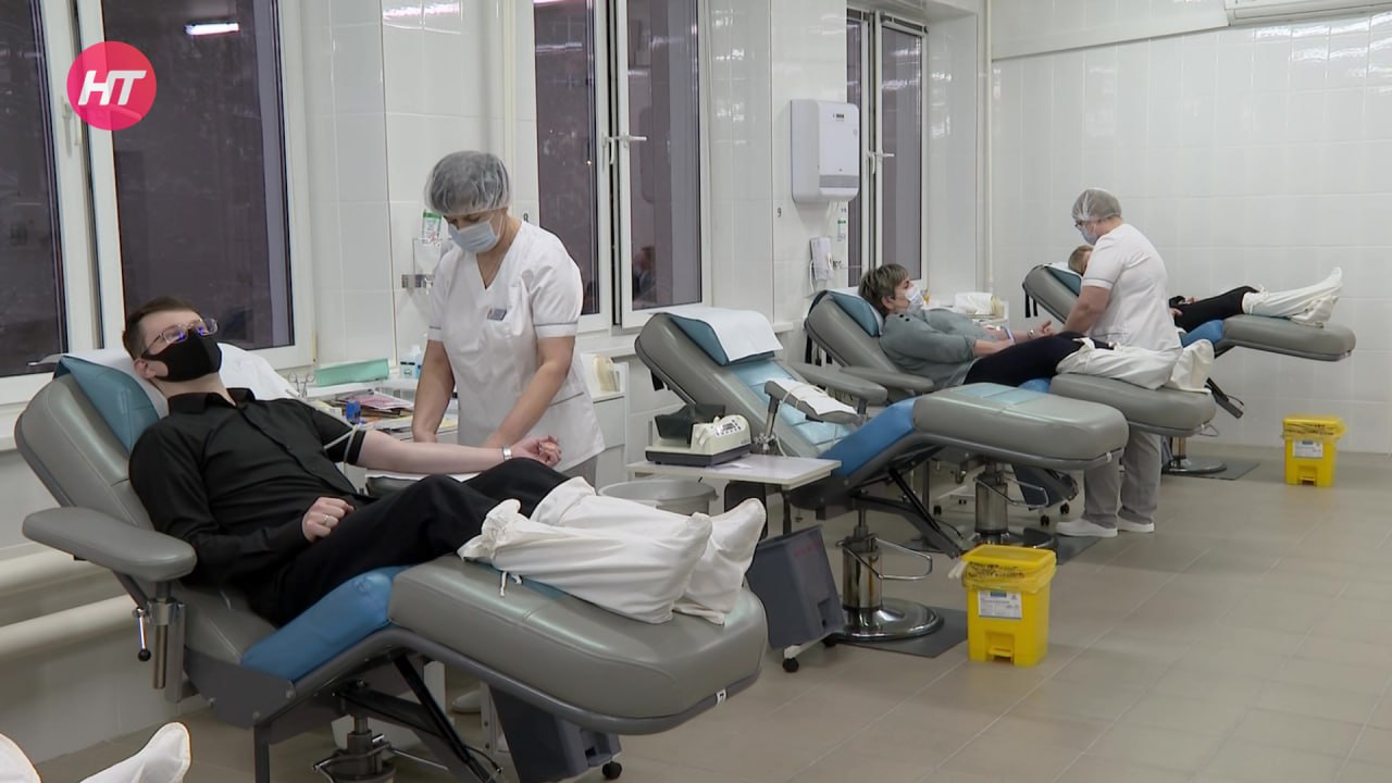 Судебные приставы Новгородской области приняли участие в донорском дне