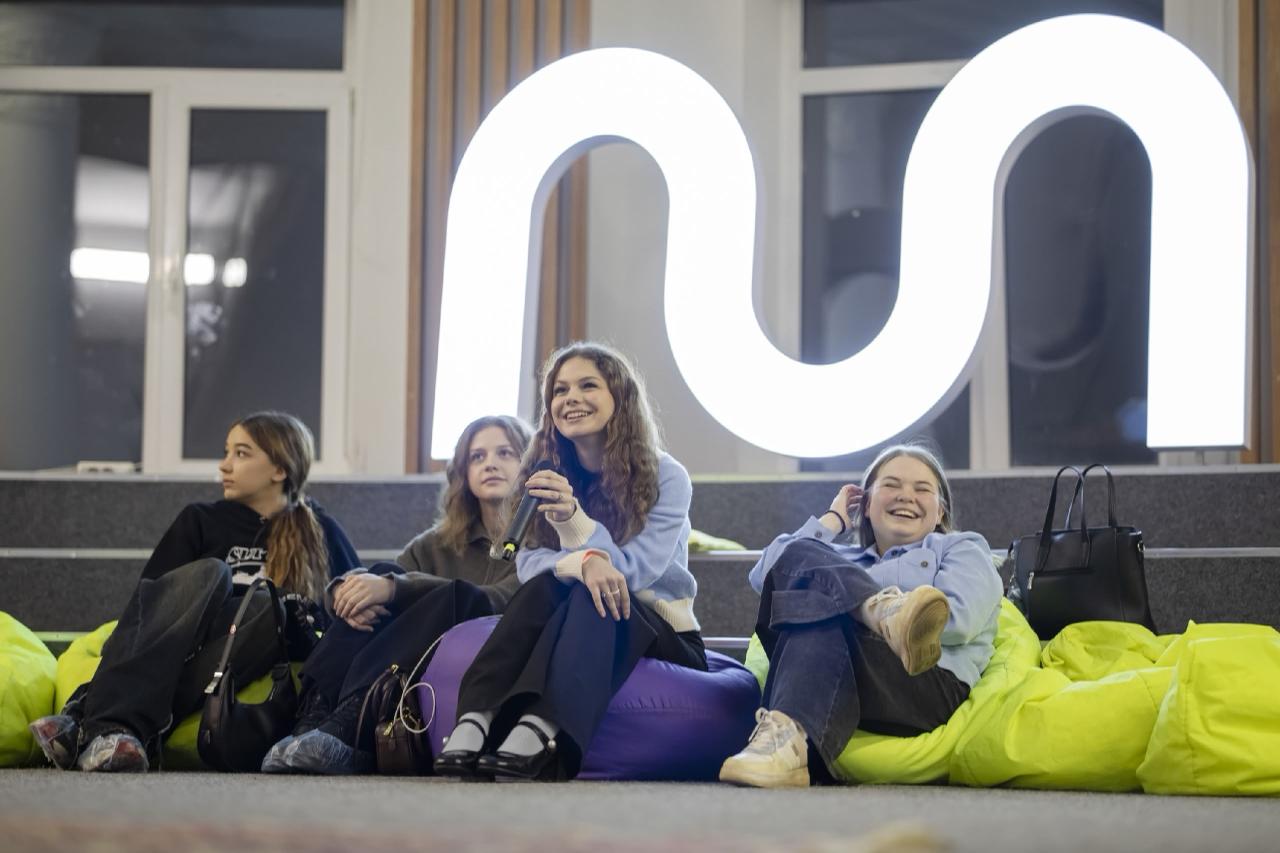 В Великом Новгороде прошла «Ночь в Доме молодёжи» В Великом Новгороде прошла «Ночь в Доме молодёжи»