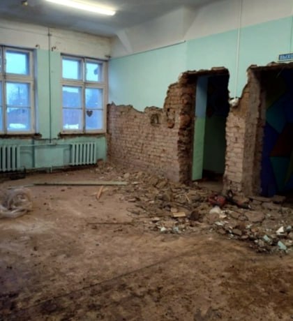 В любытинском селе Зарубино начался капитальный ремонт детского сада