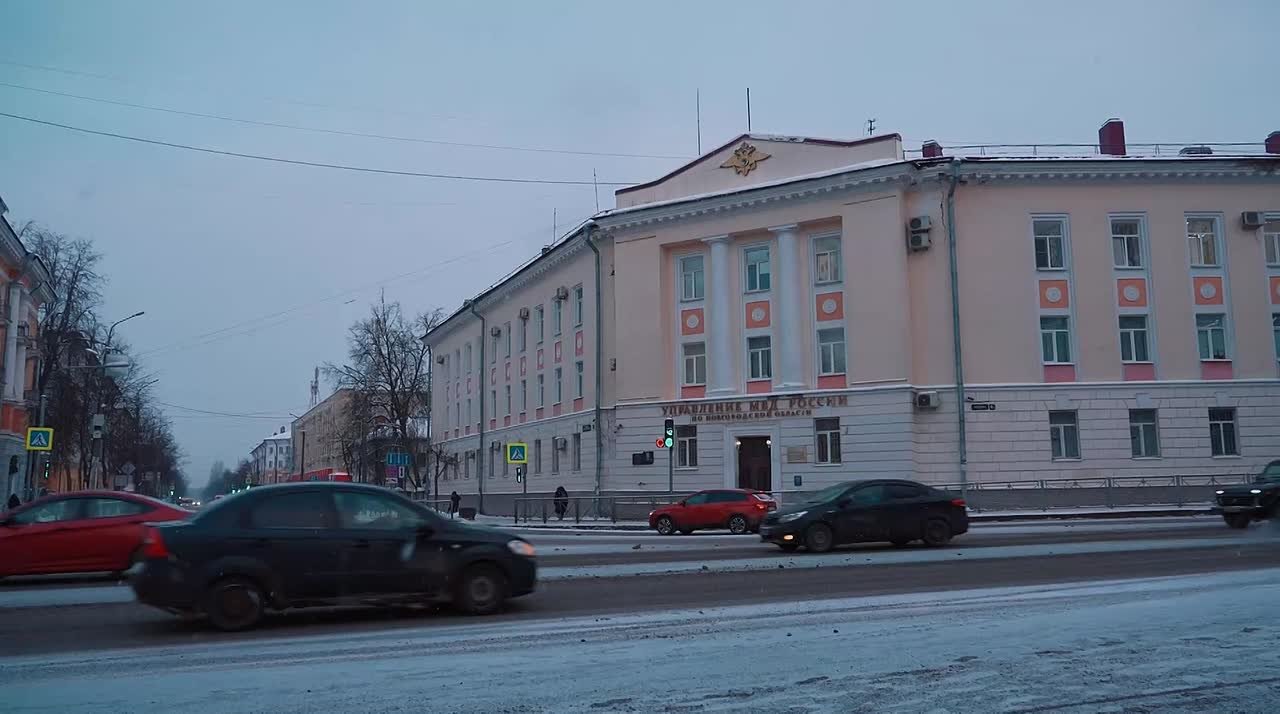 Александр Дронов: Ежедневно сотрудники органов внутренних дел обеспечивают безопасность жителей Новгородской области